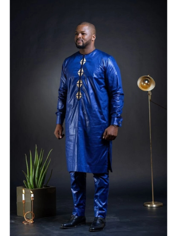 African Dress for Men – Embroidered Blue Bazin Riche Getzner Boubou