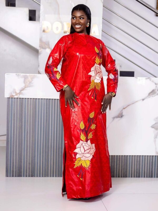 Modest bazin dress for Muslim women in premium Getzner with full-length fit